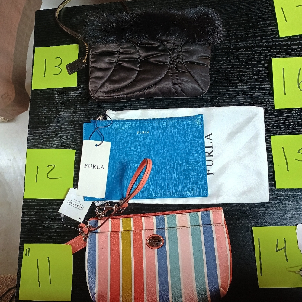 1 Coach Wallet As Described In The Show - Picture 2 of 4